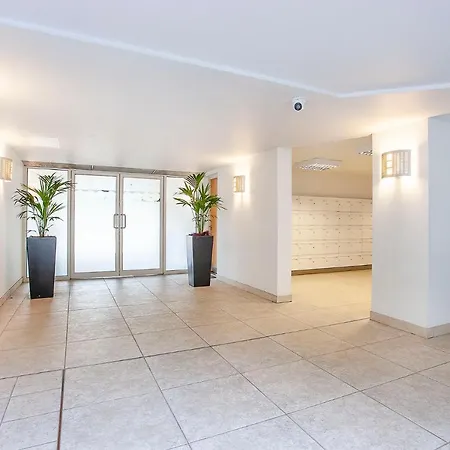 215 Westgate *